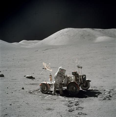 Dust collected by Apollo 17 mission shows moon’s true age